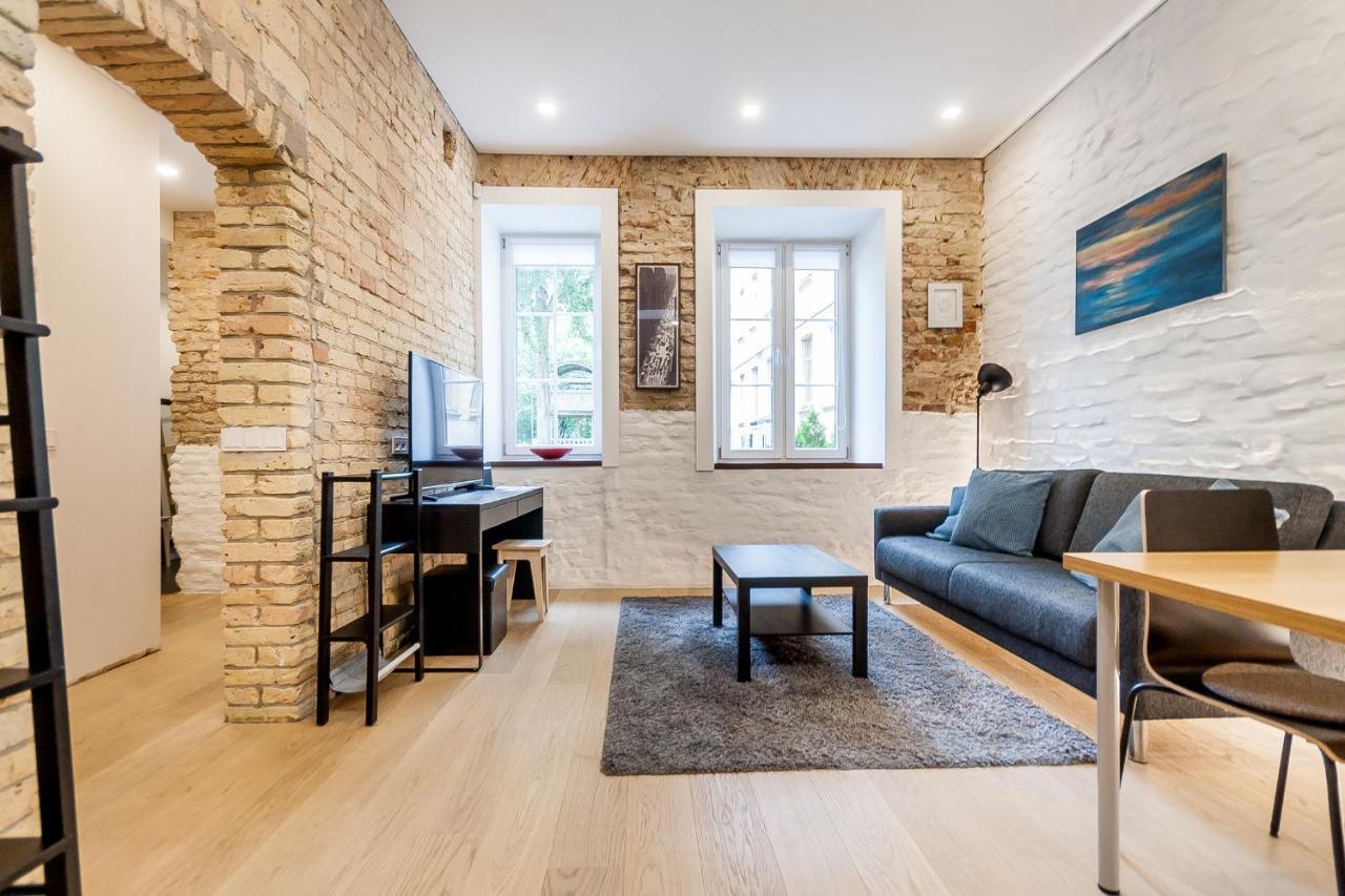 Old Town Pylimo Apartment By Urban Rent Вільнюс Екстер'єр фото